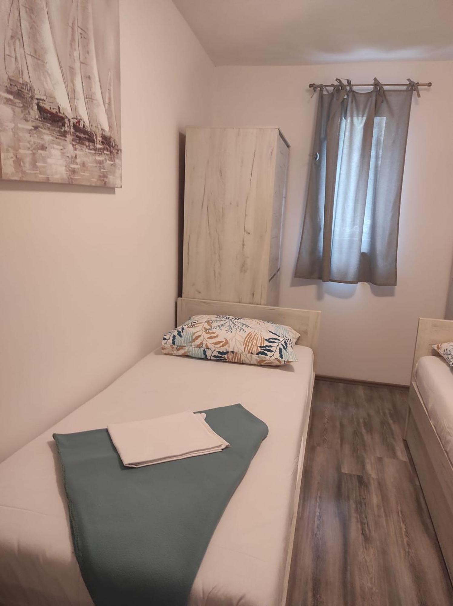 מאקרסקה Apartman Koko With Private Jacuzzi מראה חיצוני תמונה