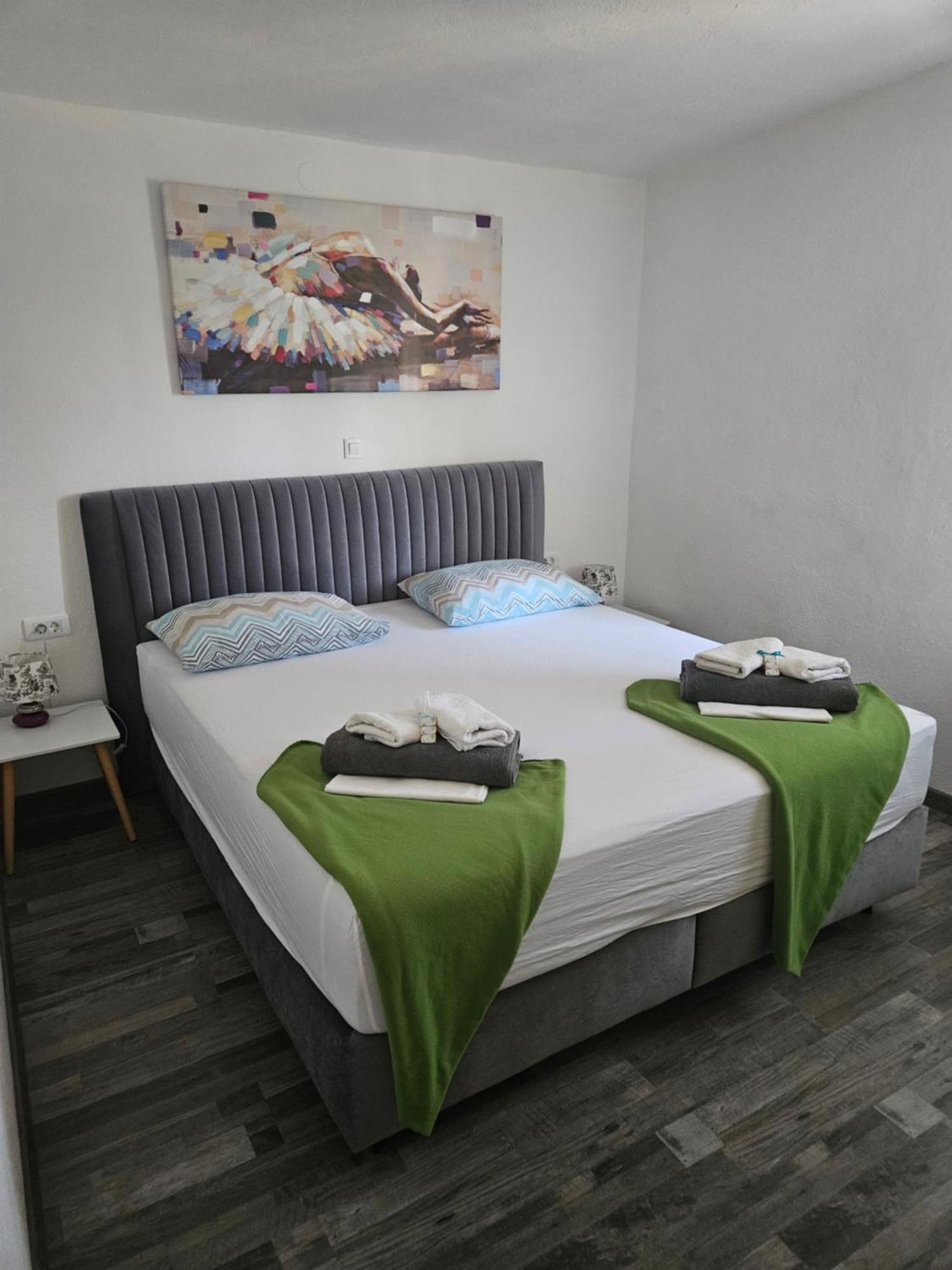 מאקרסקה Apartman Koko With Private Jacuzzi מראה חיצוני תמונה