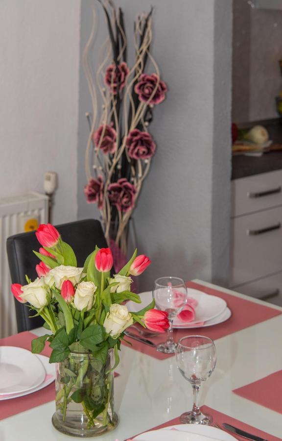 מאקרסקה Apartman Koko With Private Jacuzzi מראה חיצוני תמונה